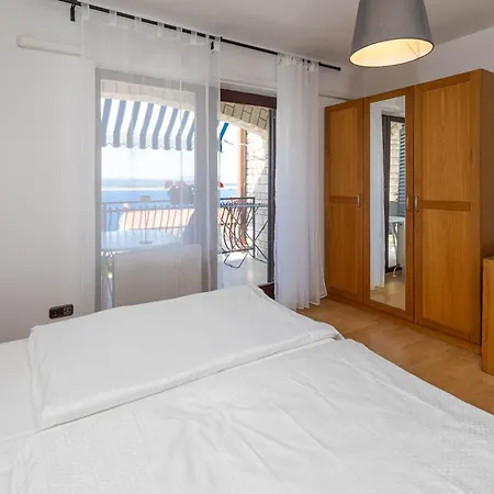 Apartament Lesic