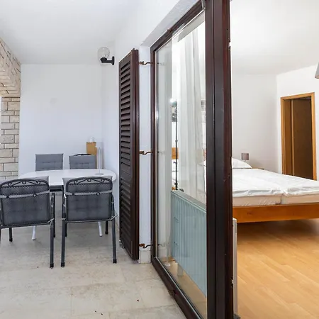 Lesic Apartament